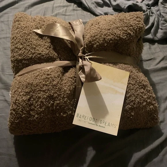 Barefoot Dreams Bedding Barefoot Dreams Contrast Tip Blanket